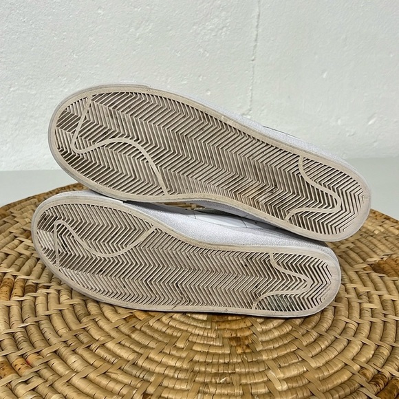 Nike Blazer Mid ‘77 Youth Sneakers - Picture 5 of 5